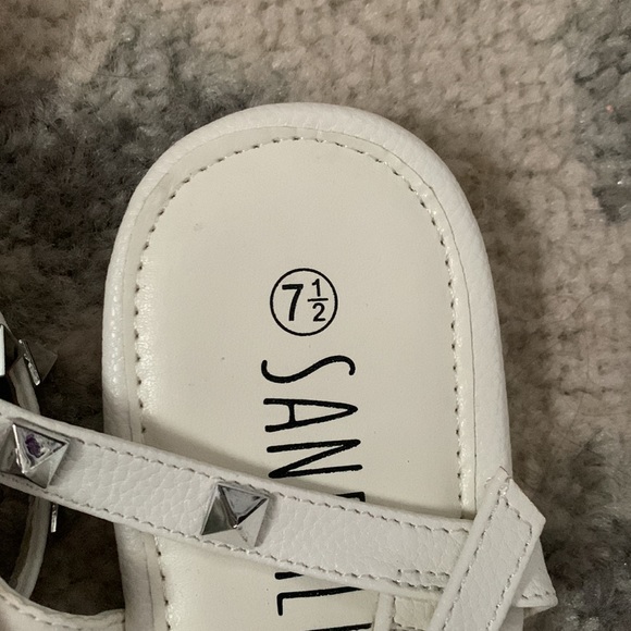 SANDALUP. White Studded Sandals. - Picture 4 of 4